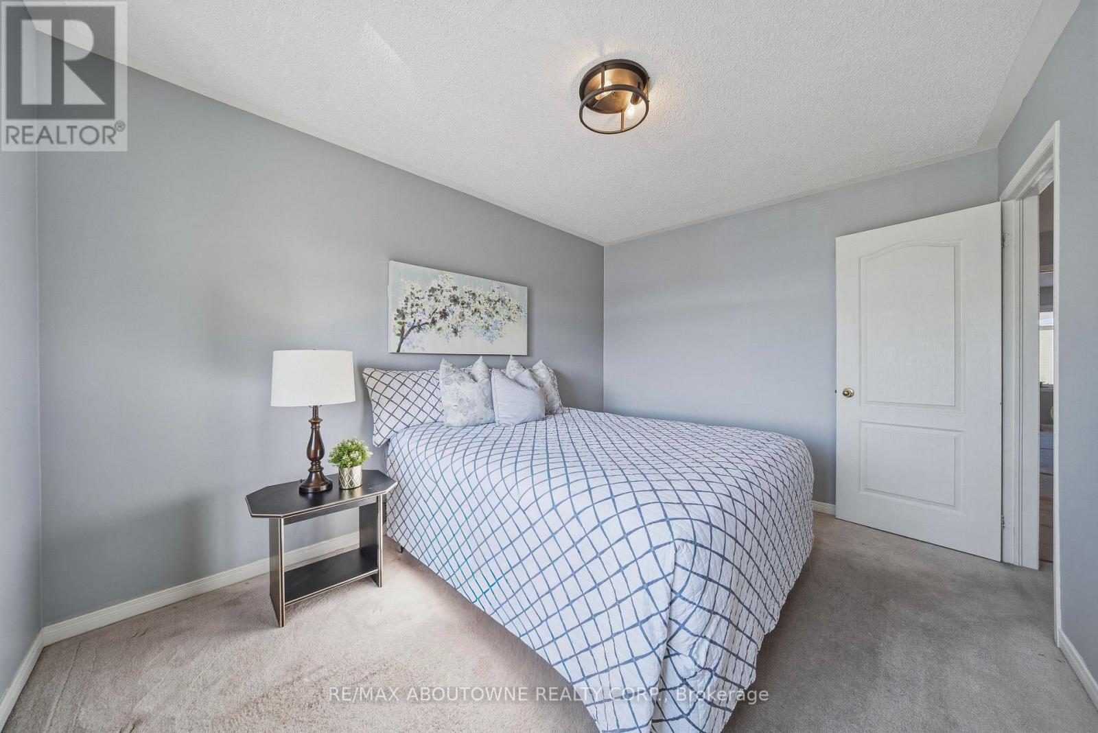 23 Arabia Gate, Brampton, Ontario  L6R 2N9 - Photo 24 - W12798394