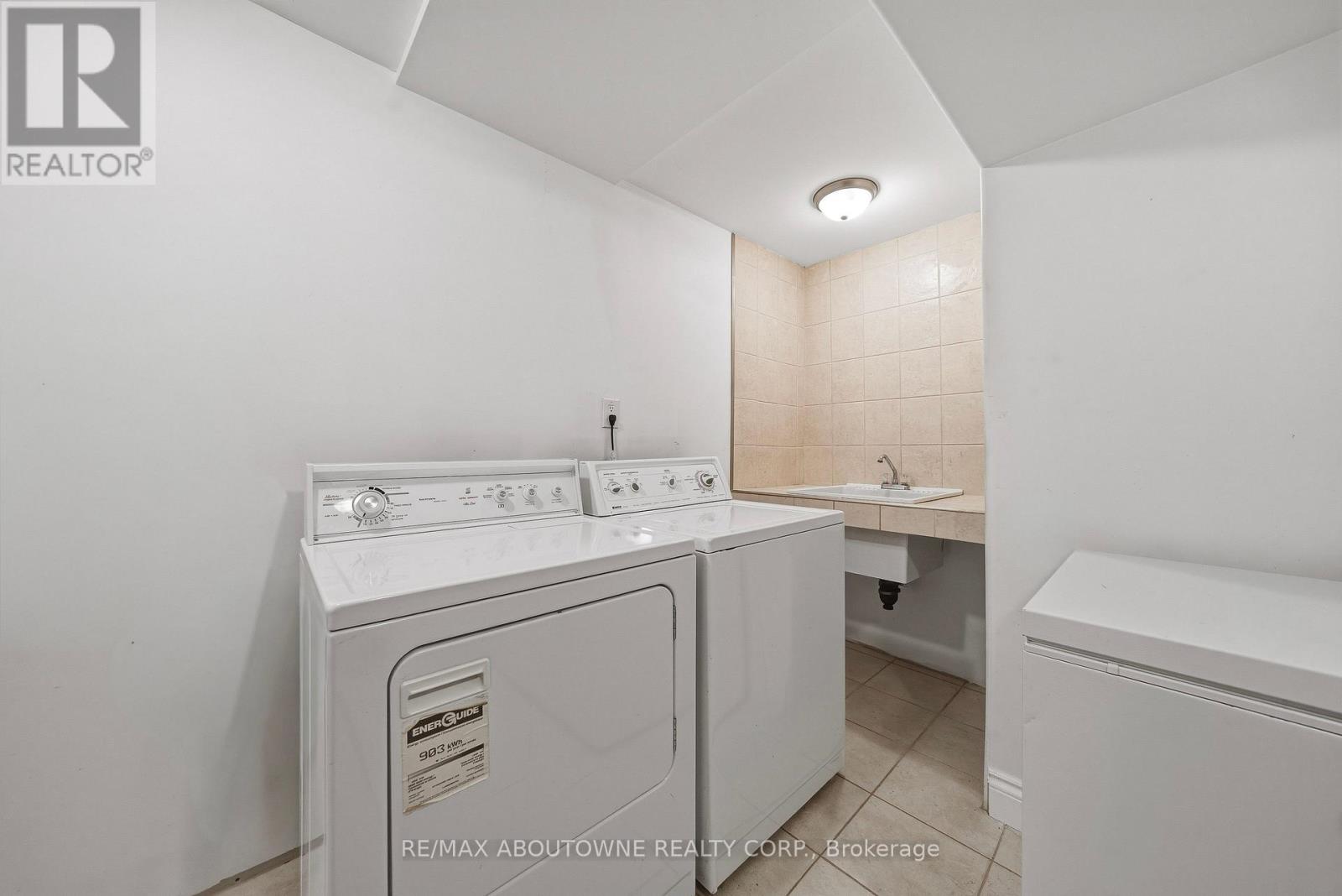 23 Arabia Gate, Brampton, Ontario  L6R 2N9 - Photo 34 - W12798394