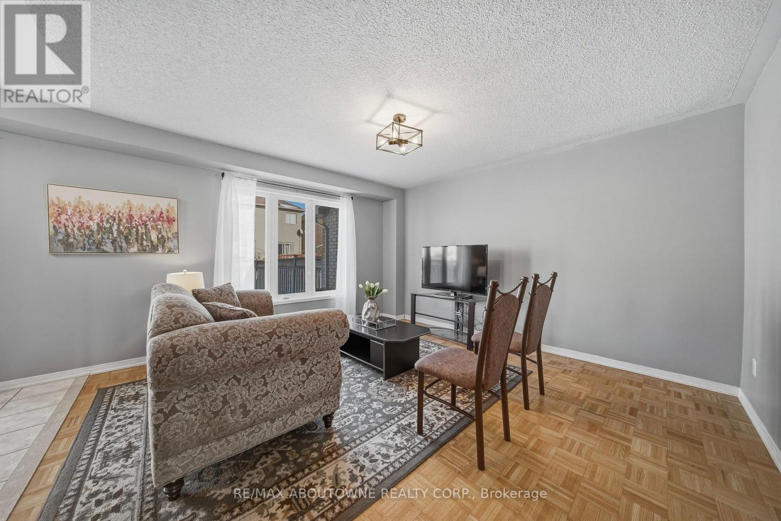 23 Arabia Gate, Brampton, Ontario  L6R 2N9 - Photo 9 - W12798394