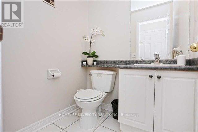 Upper - 26 Slessor Lane, Brampton, Ontario  L6P 1L8 - Photo 11 - W12798404