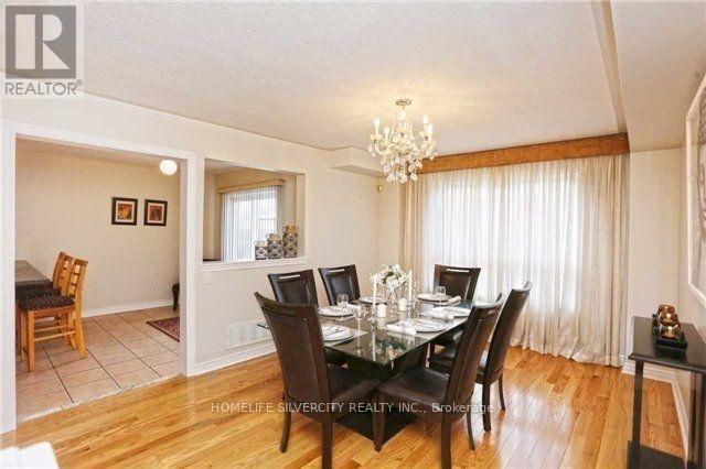 Upper - 26 Slessor Lane, Brampton, Ontario  L6P 1L8 - Photo 5 - W12798404