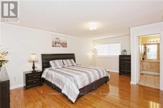 Upper - 26 Slessor Lane, Brampton, Ontario  L6P 1L8 - Photo 8 - W12798404