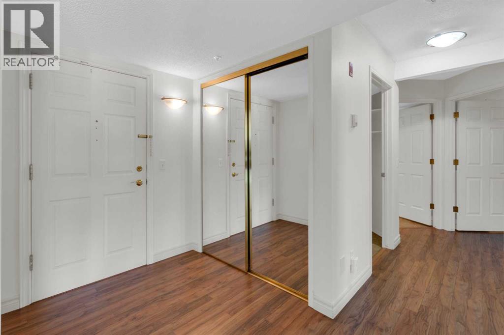 206, 3206 Hawksbrow Point Nw, Calgary, Alberta  T3G 4C9 - Photo 2 - A2281989