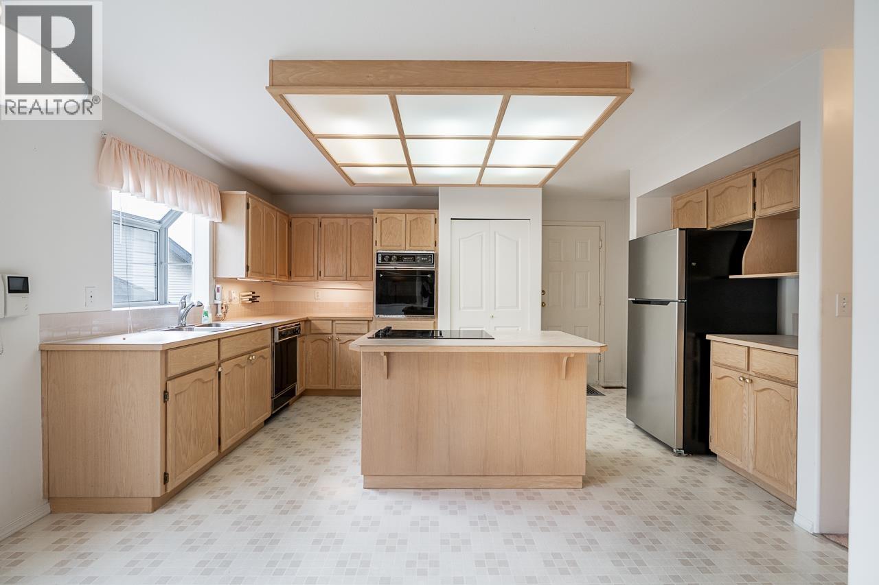 1406 Vistaview Court, Coquitlam, British Columbia  V3E 2P3 - Photo 13 - R3090541