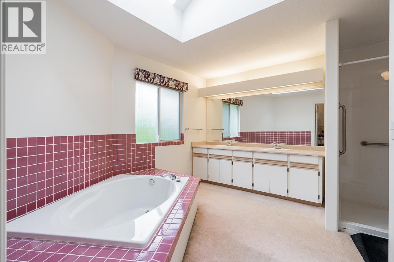 1406 Vistaview Court, Coquitlam, British Columbia  V3E 2P3 - Photo 19 - R3090541