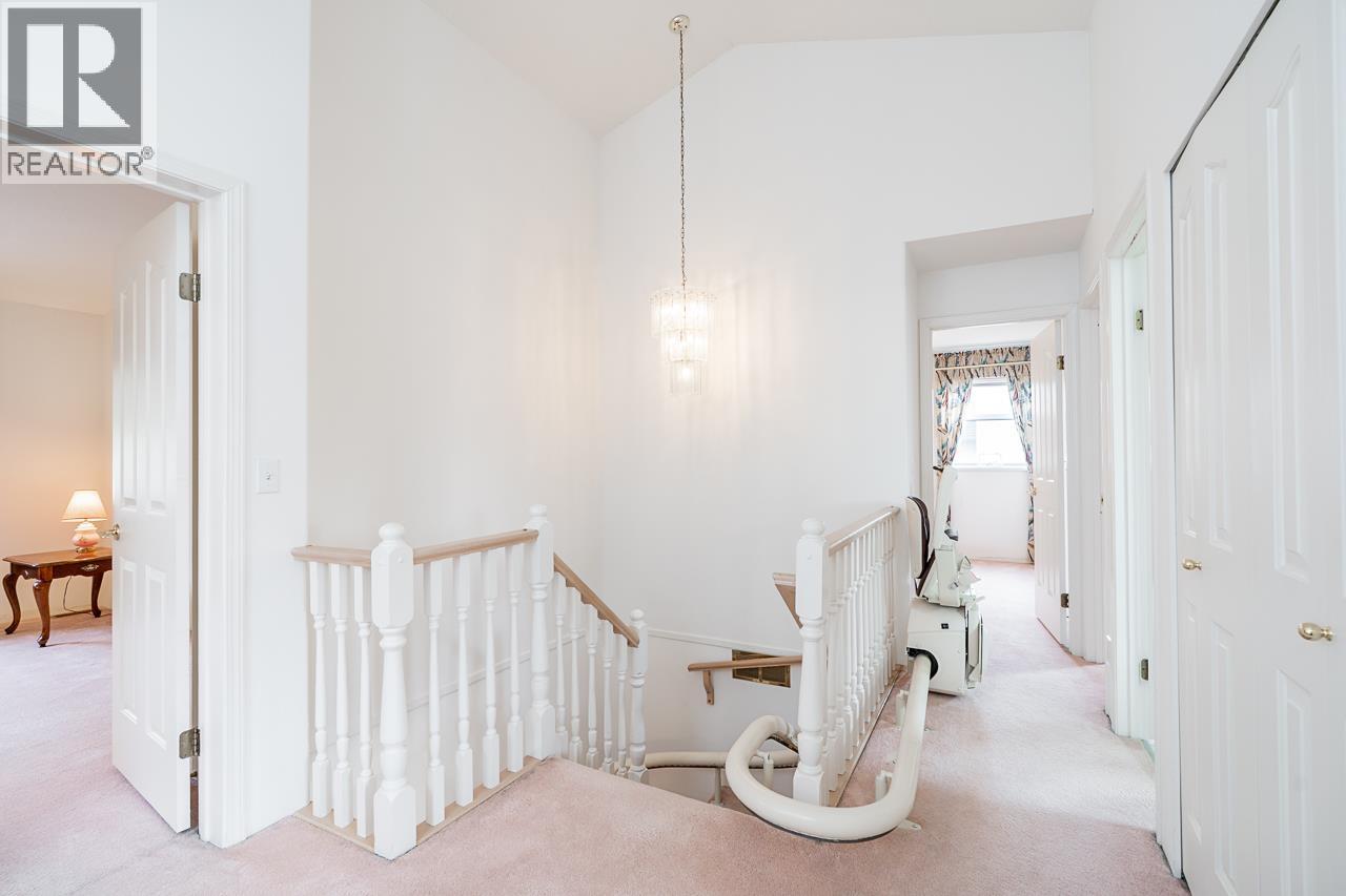 1406 Vistaview Court, Coquitlam, British Columbia  V3E 2P3 - Photo 17 - R3090541