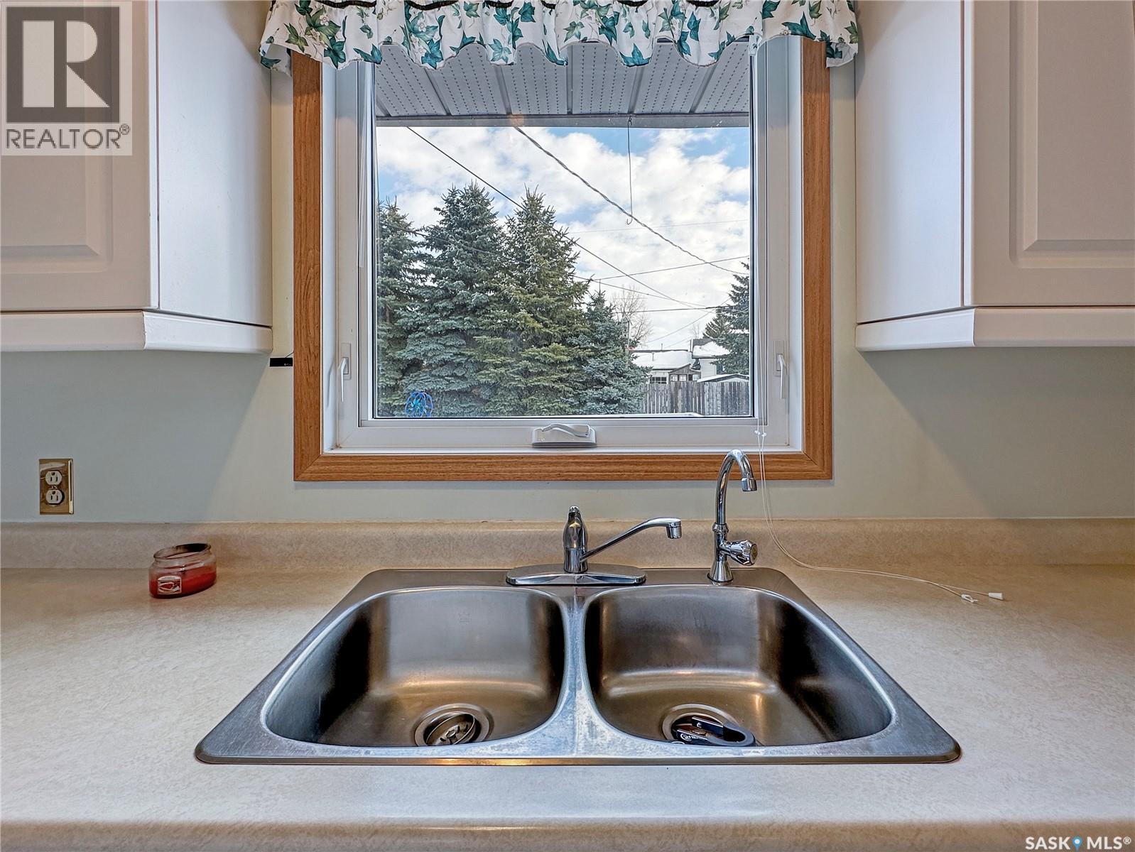 109 Charles Crescent, Balcarres, Saskatchewan  S0G 0C0 - Photo 3 - SK028777