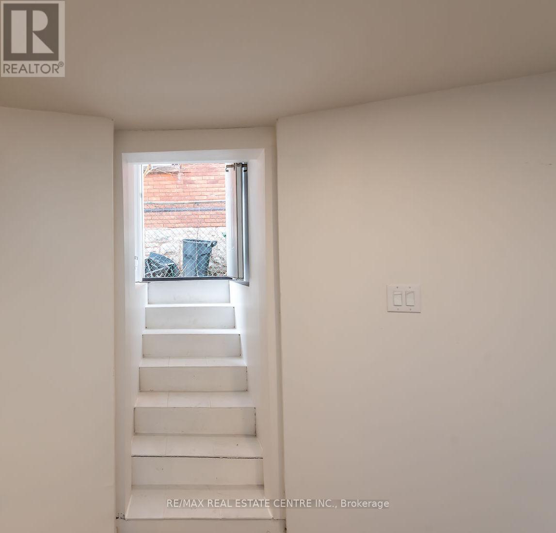 Bsmnt - 191 Sherman Avenue S, Hamilton, Ontario  L8M 2R2 - Photo 17 - X12798146