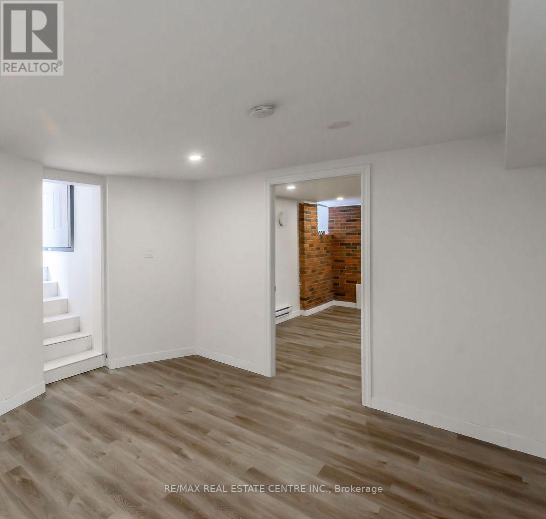 Bsmnt - 191 Sherman Avenue S, Hamilton, Ontario  L8M 2R2 - Photo 2 - X12798146