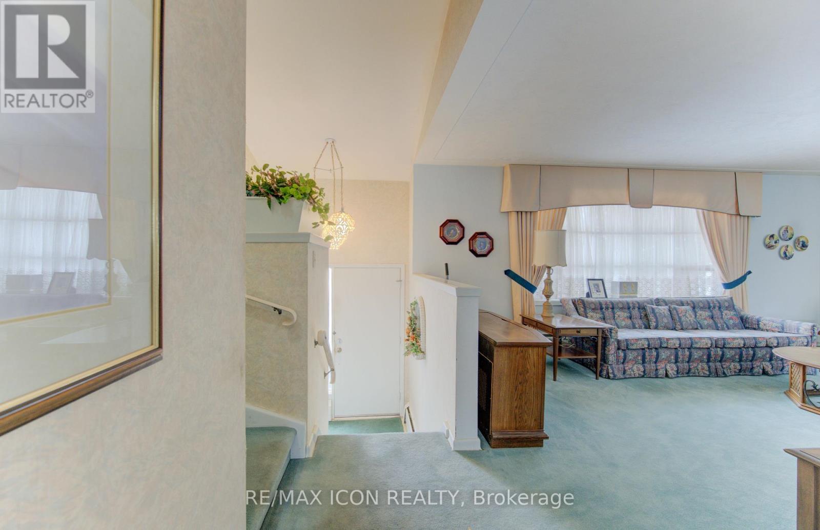 26 Deerpark Crescent, Kitchener, Ontario  N2M 4R2 - Photo 25 - X12798250