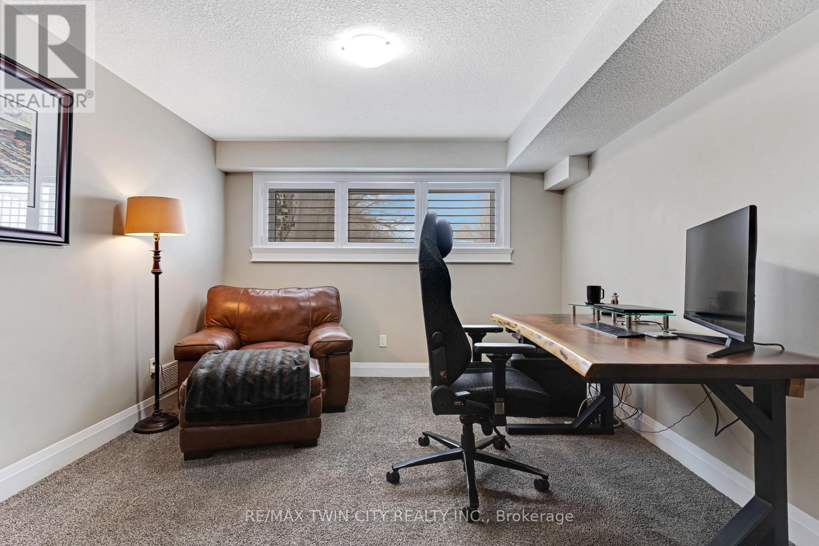 31 Dayman Court, Waterloo, Ontario  N2M 3A1 - Photo 31 - X12798328