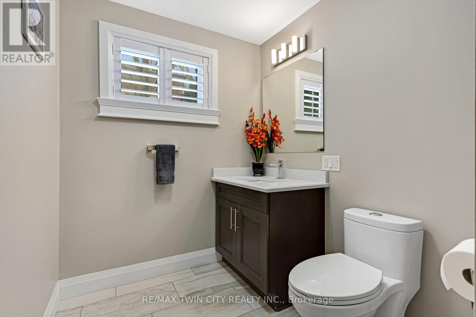 31 Dayman Court, Waterloo, Ontario  N2M 3A1 - Photo 34 - X12798328