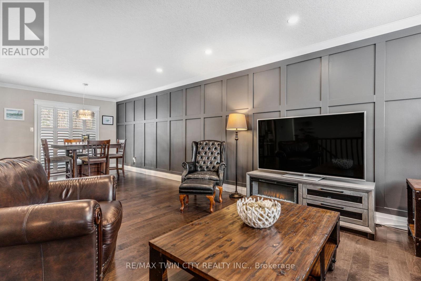 31 Dayman Court, Waterloo, Ontario  N2M 3A1 - Photo 9 - X12798328