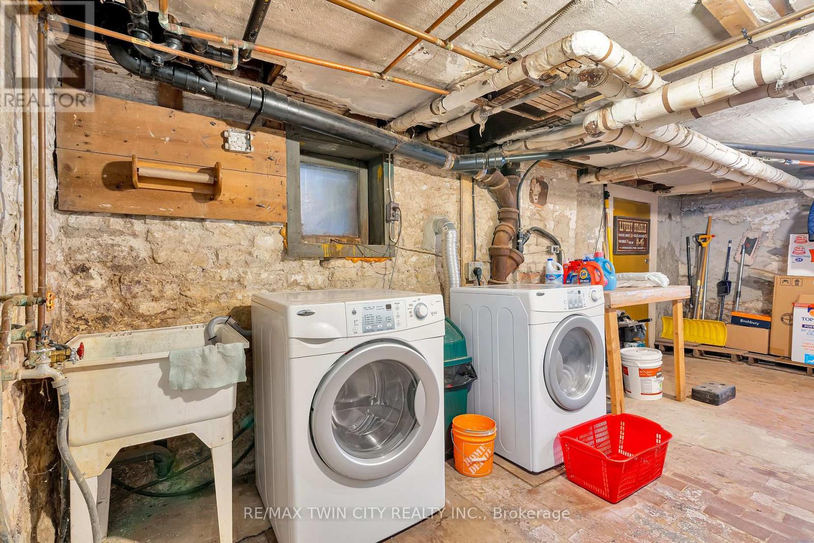 4 Sherman Street, Chatham-Kent, Ontario  N0P 2K0 - Photo 30 - X12798354