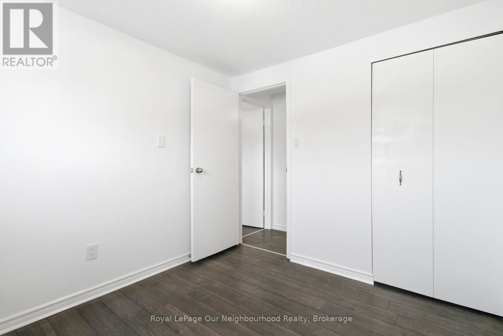 Photo 26 of 44 for 70 - 226 Highview Avenue W