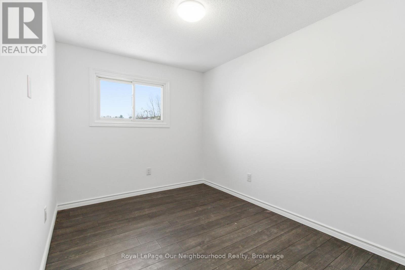 Photo 27 of 44 for 70 - 226 Highview Avenue W