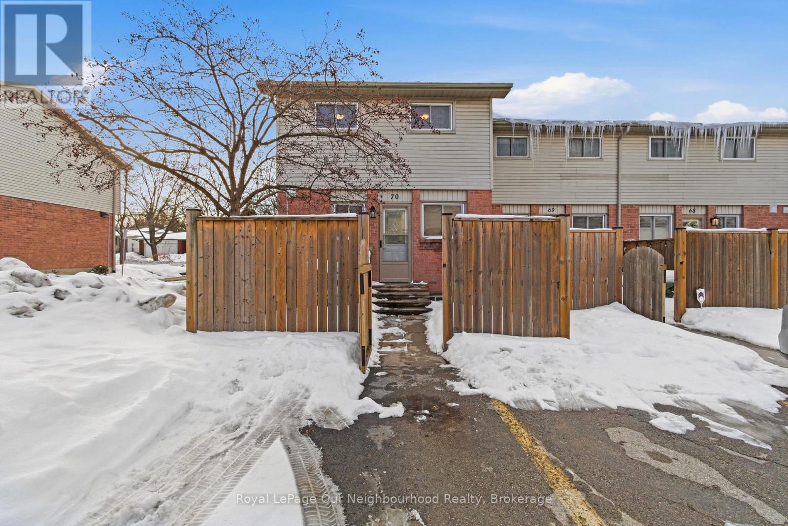 Photo 35 of 44 for 70 - 226 Highview Avenue W