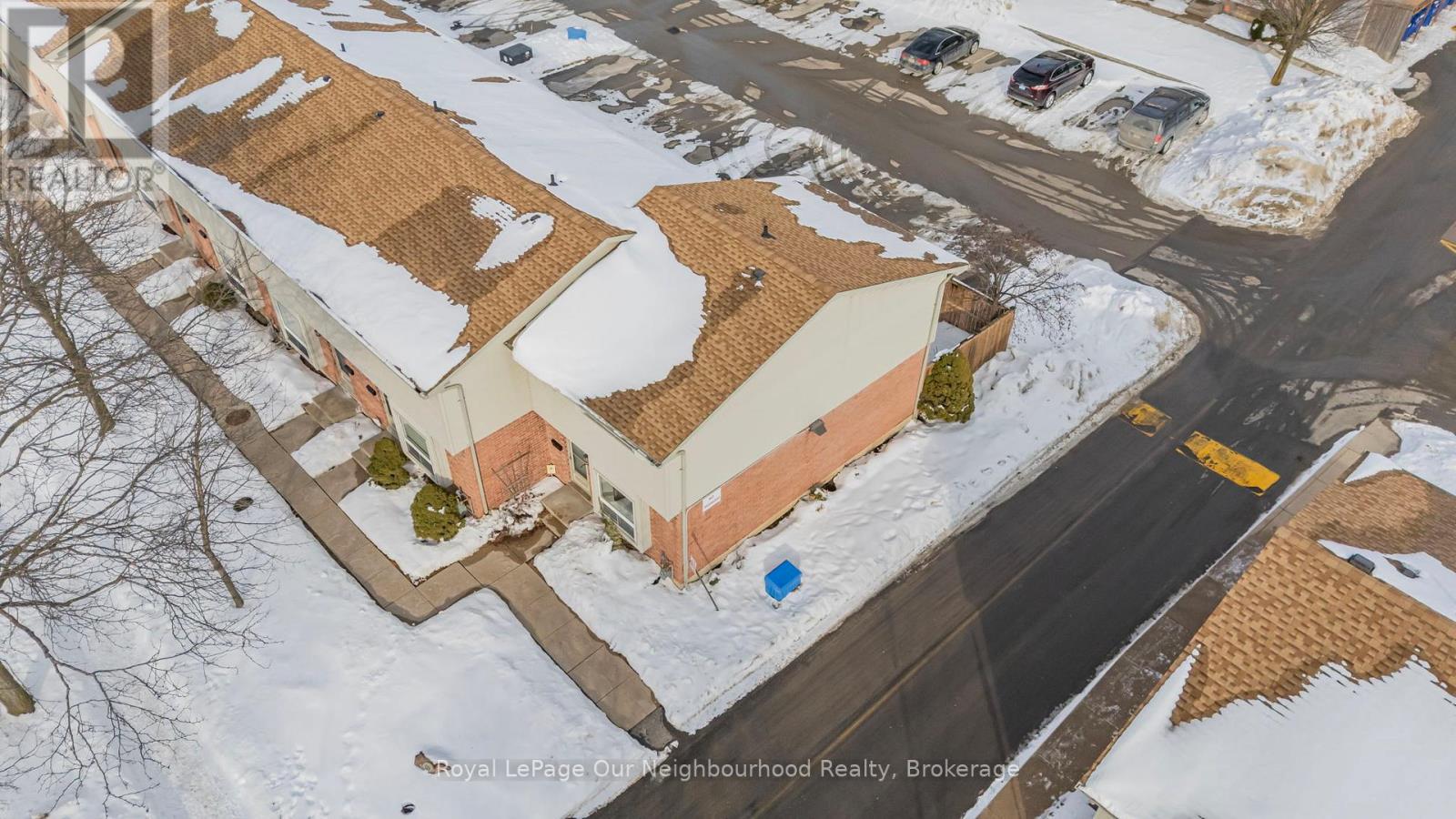 Photo 38 of 44 for 70 - 226 Highview Avenue W