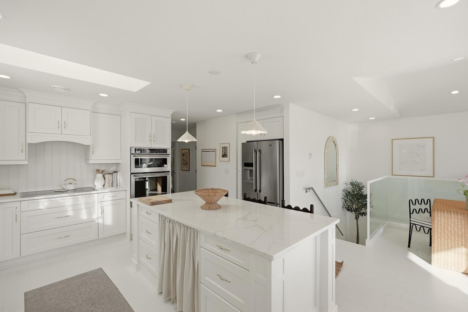 863 Lee Street, White Rock, British Columbia  V4B 4N7 - Photo 5 - R3091078