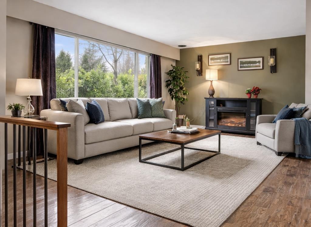 31949 Silverdale Avenue, Mission, British Columbia  V2V 2L2 - Photo 4 - R3086437