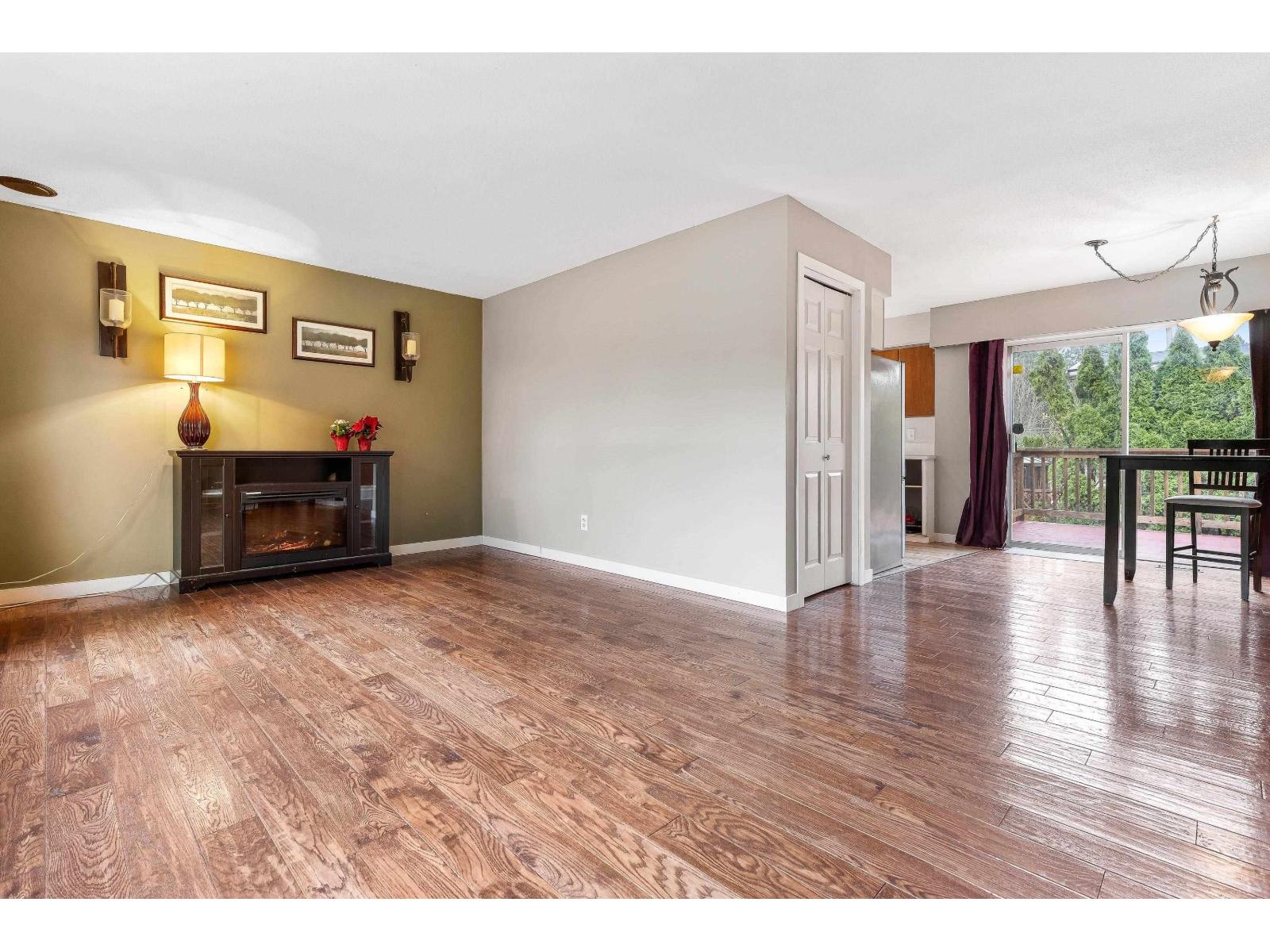 31949 Silverdale Avenue, Mission, British Columbia  V2V 2L2 - Photo 6 - R3086437