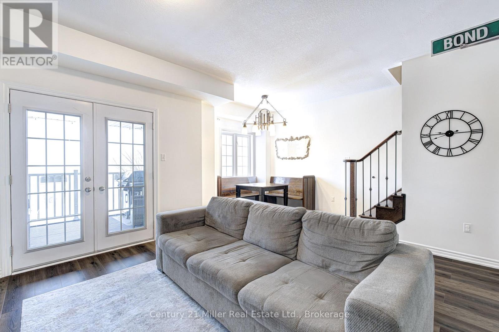 24 Hugill Way, Hamilton, Ontario  L8B 0A2 - Photo 14 - X12798444