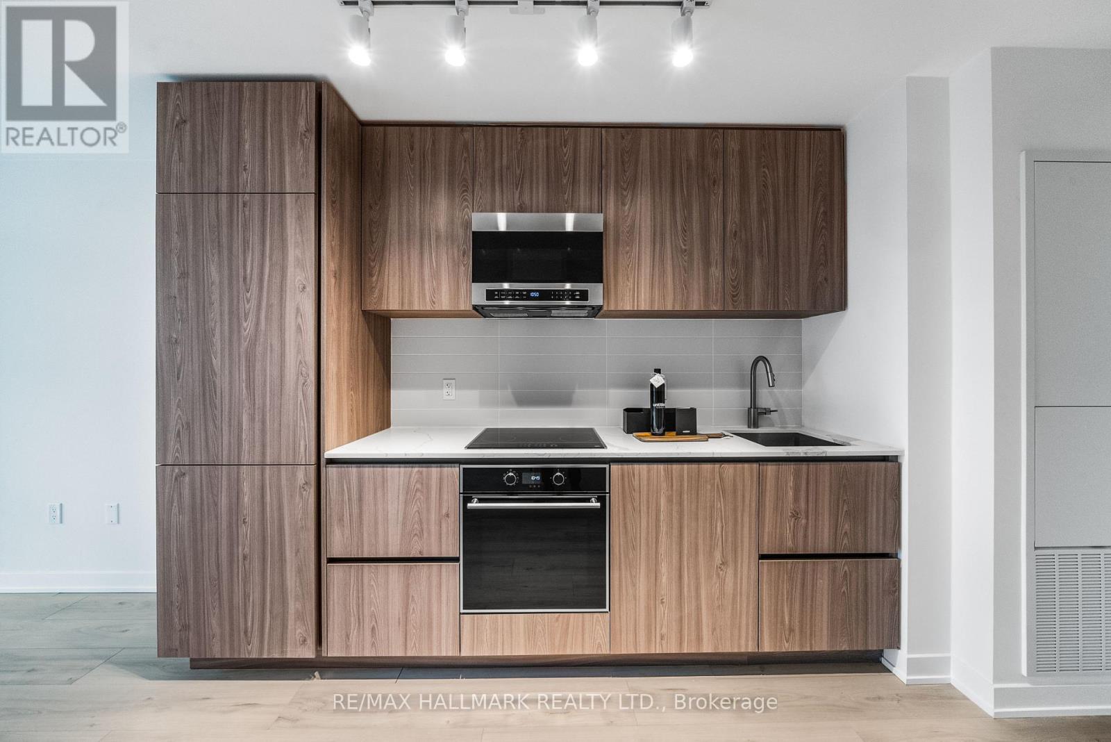 1903 - 110 Broadway Avenue, Toronto (Mount Pleasant West), Ontario  M4P 1V7 - Photo 12 - C12797380