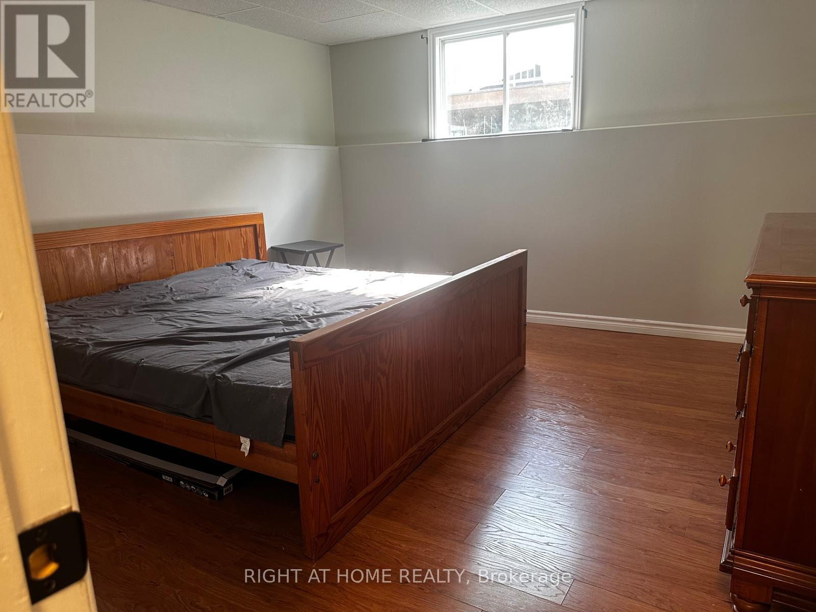 741 Innisfil Beach Road, Innisfil, Ontario  L9S 4E4 - Photo 28 - N12798084