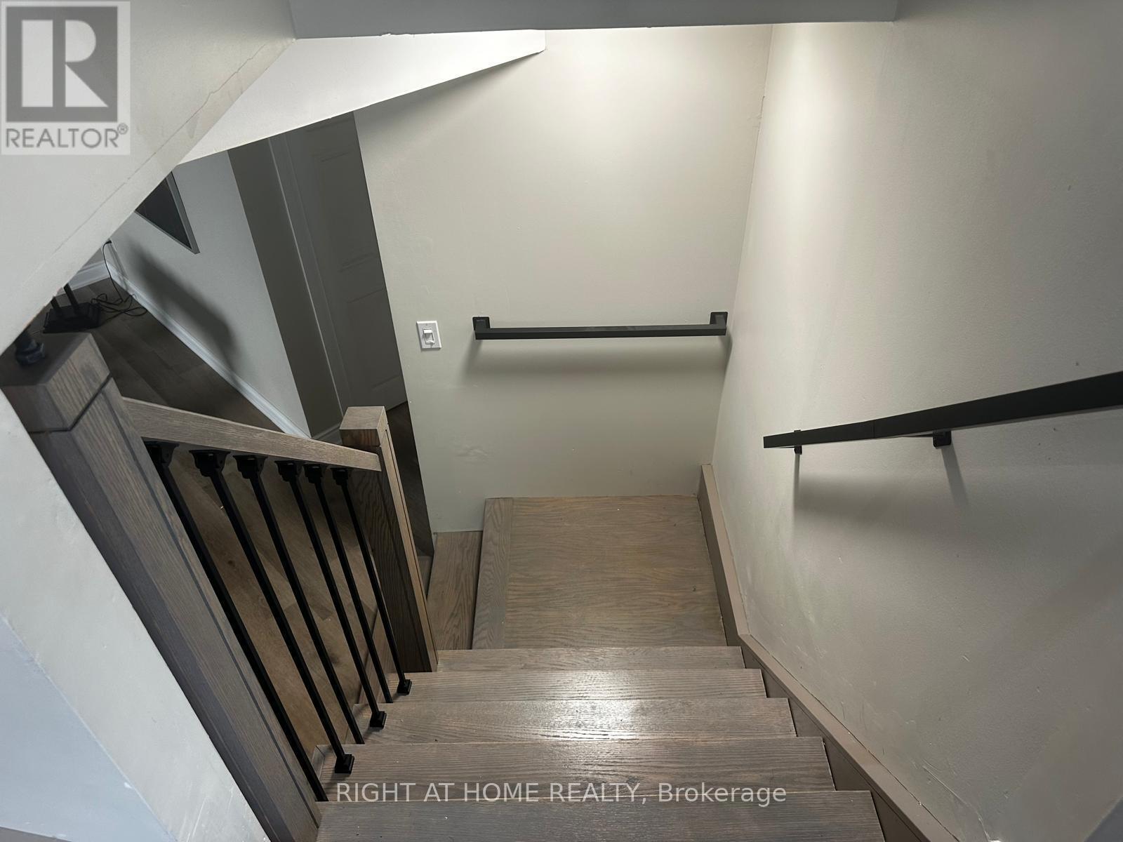 741 Innisfil Beach Road, Innisfil, Ontario  L9S 4E4 - Photo 30 - N12798084