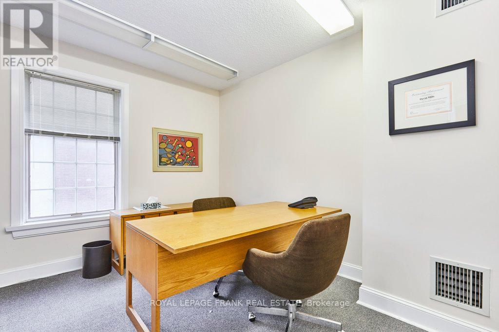 215 Simcoe Street N, Oshawa (O'neill), Ontario  L1G 4T1 - Photo 17 - E12798502