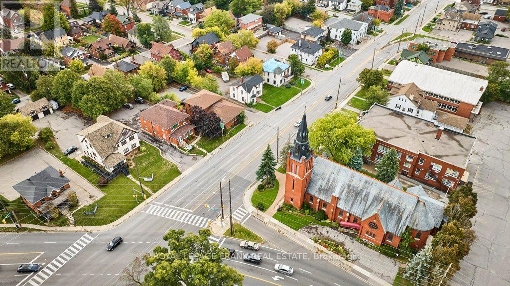 215 Simcoe Street N, Oshawa (O'neill), Ontario  L1G 4T1 - Photo 31 - E12798502