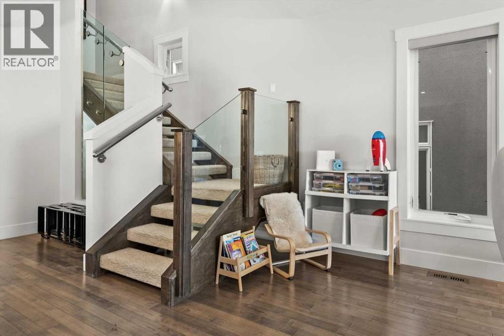 3018 30 Street Sw, Calgary, Alberta  T3E 2M6 - Photo 13 - A2281634