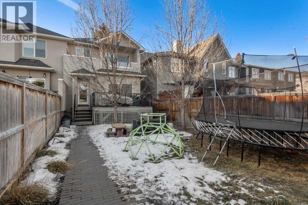 3018 30 Street Sw, Calgary, Alberta  T3E 2M6 - Photo 41 - A2281634