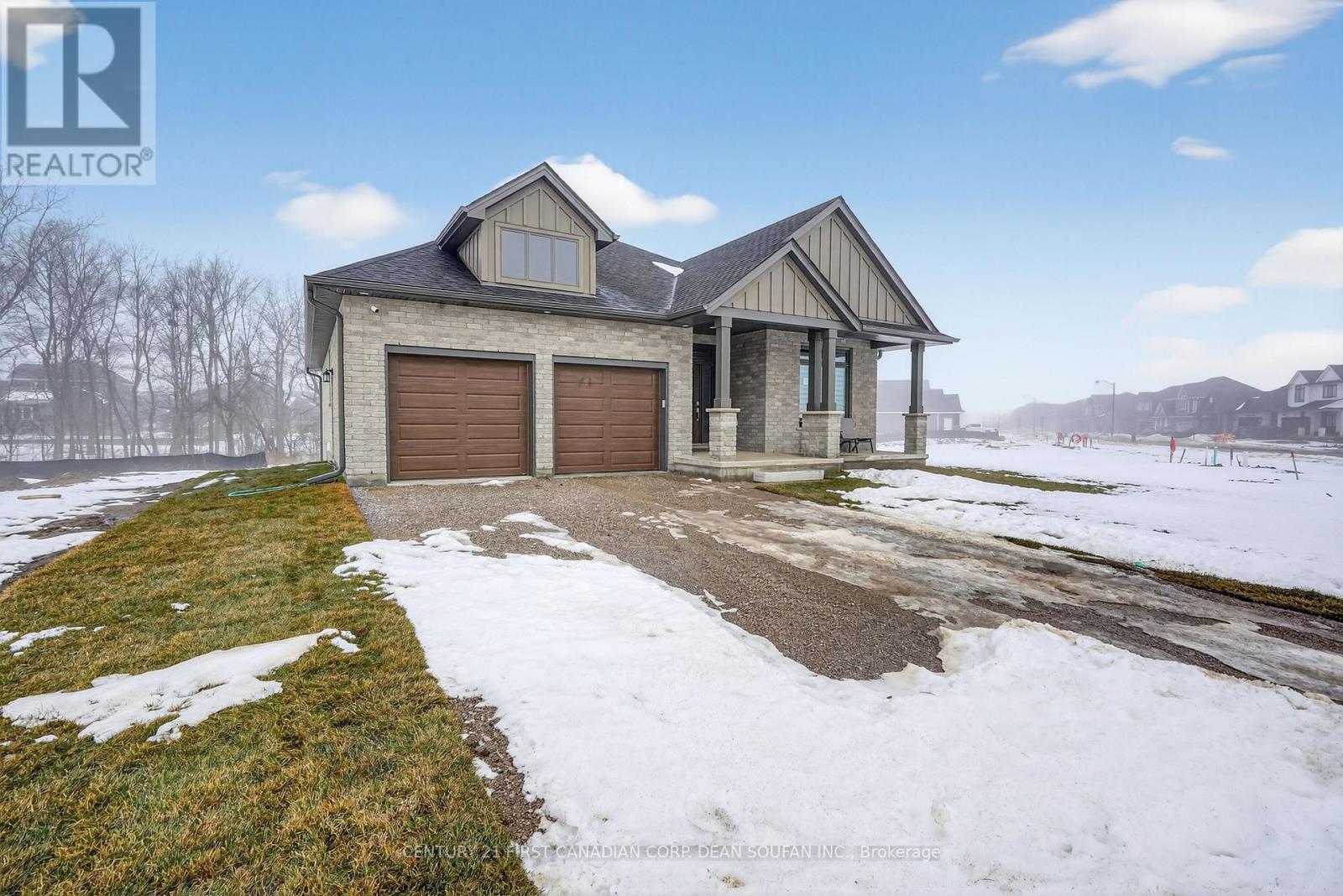 44 Muirfield Drive, St. Thomas, Ontario  N5R 0R9 - Photo 3 - X12798492