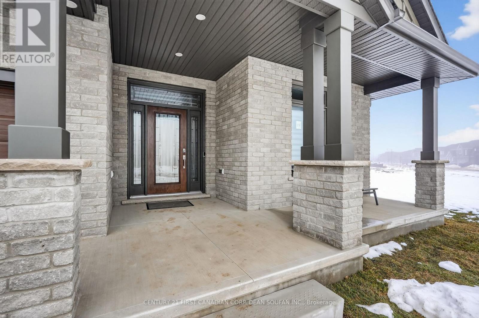 44 Muirfield Drive, St. Thomas, Ontario  N5R 0R9 - Photo 5 - X12798492