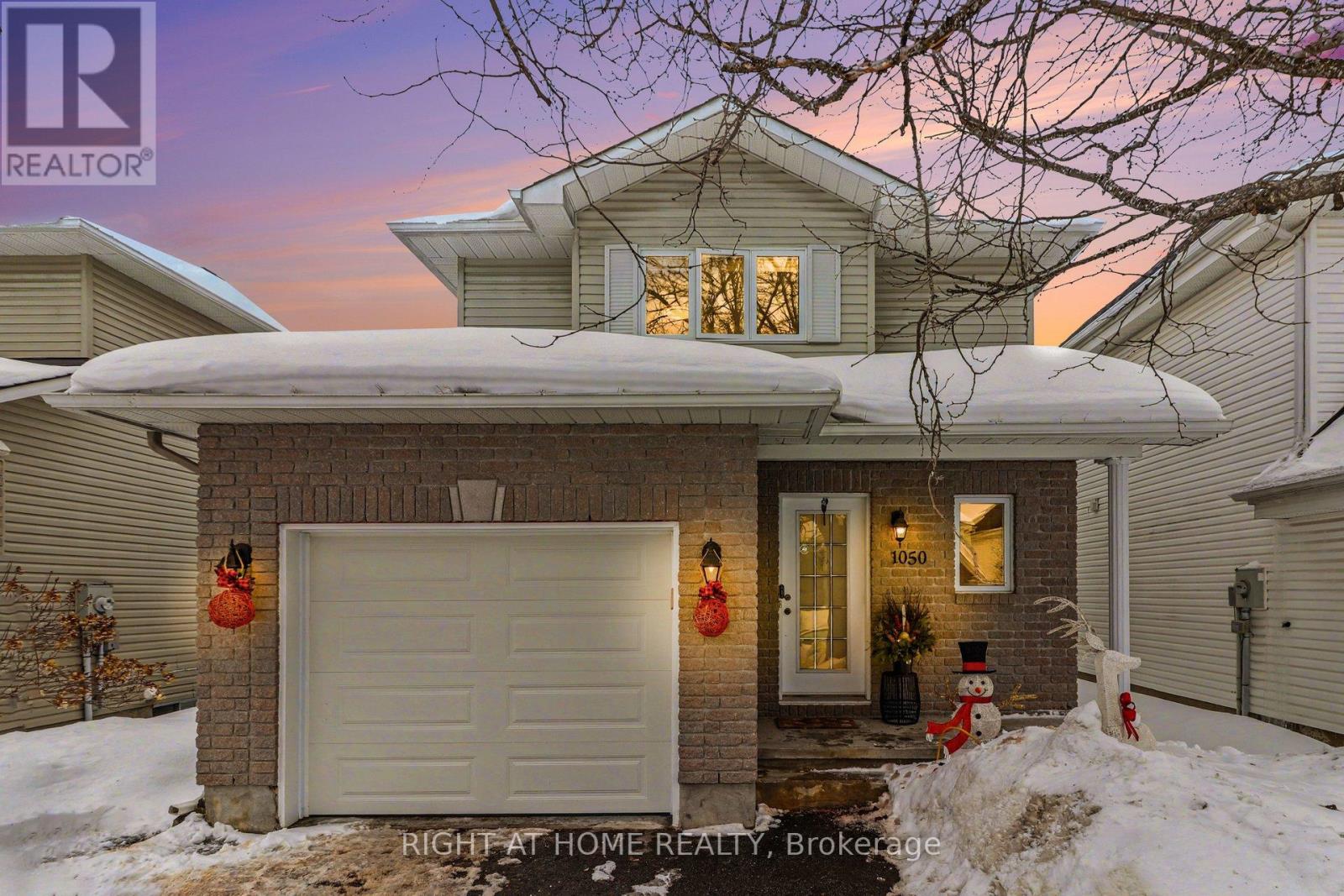 1050 Trillium Place, Clarence-Rockland, Ontario K4K 1T1 - Photo 1 - X12798426