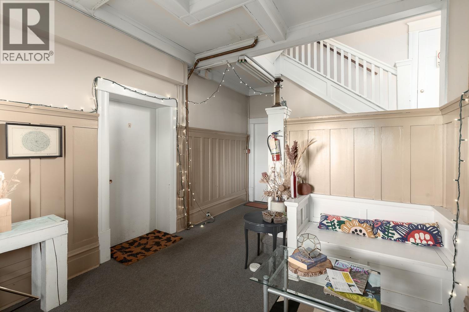 236 W 12th Avenue, Vancouver, British Columbia  V5Y 1T8 - Photo 4 - R3091059