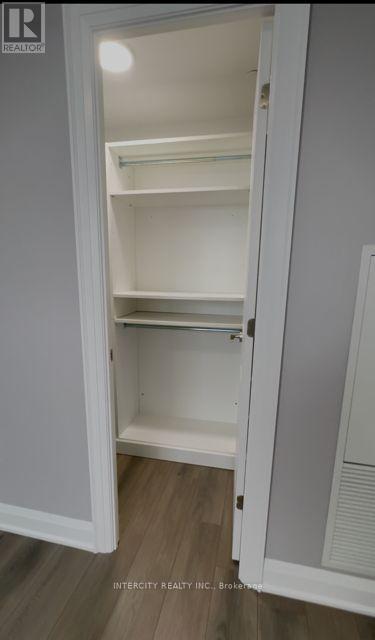 1905 - 20 Gatineau Drive E, Vaughan, Ontario  L4J 0L3 - Photo 8 - N12797708