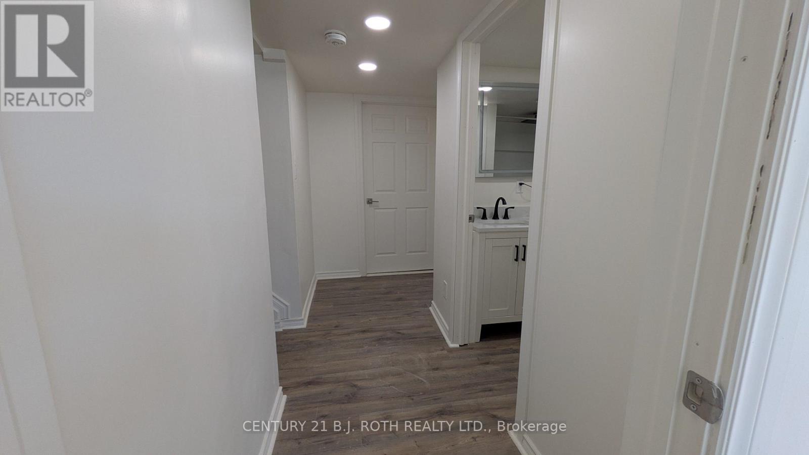 B - 20 Meadowland Avenue, Barrie, Ontario  L4N 2Y4 - Photo 23 - S12645326