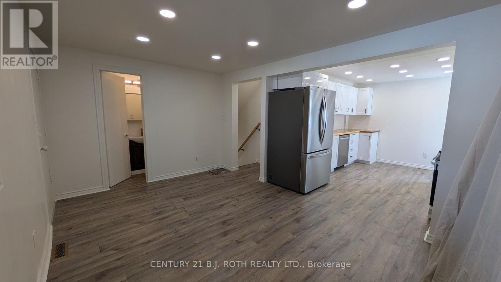 B - 20 Meadowland Avenue, Barrie, Ontario  L4N 2Y4 - Photo 11 - S12645326