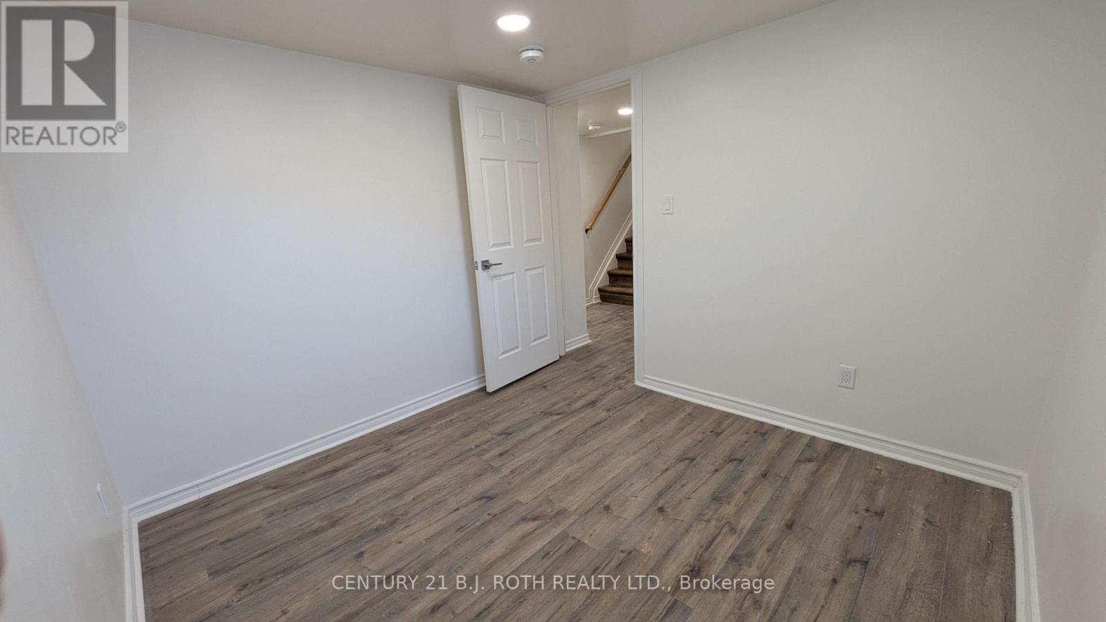 B - 20 Meadowland Avenue, Barrie, Ontario  L4N 2Y4 - Photo 24 - S12645326