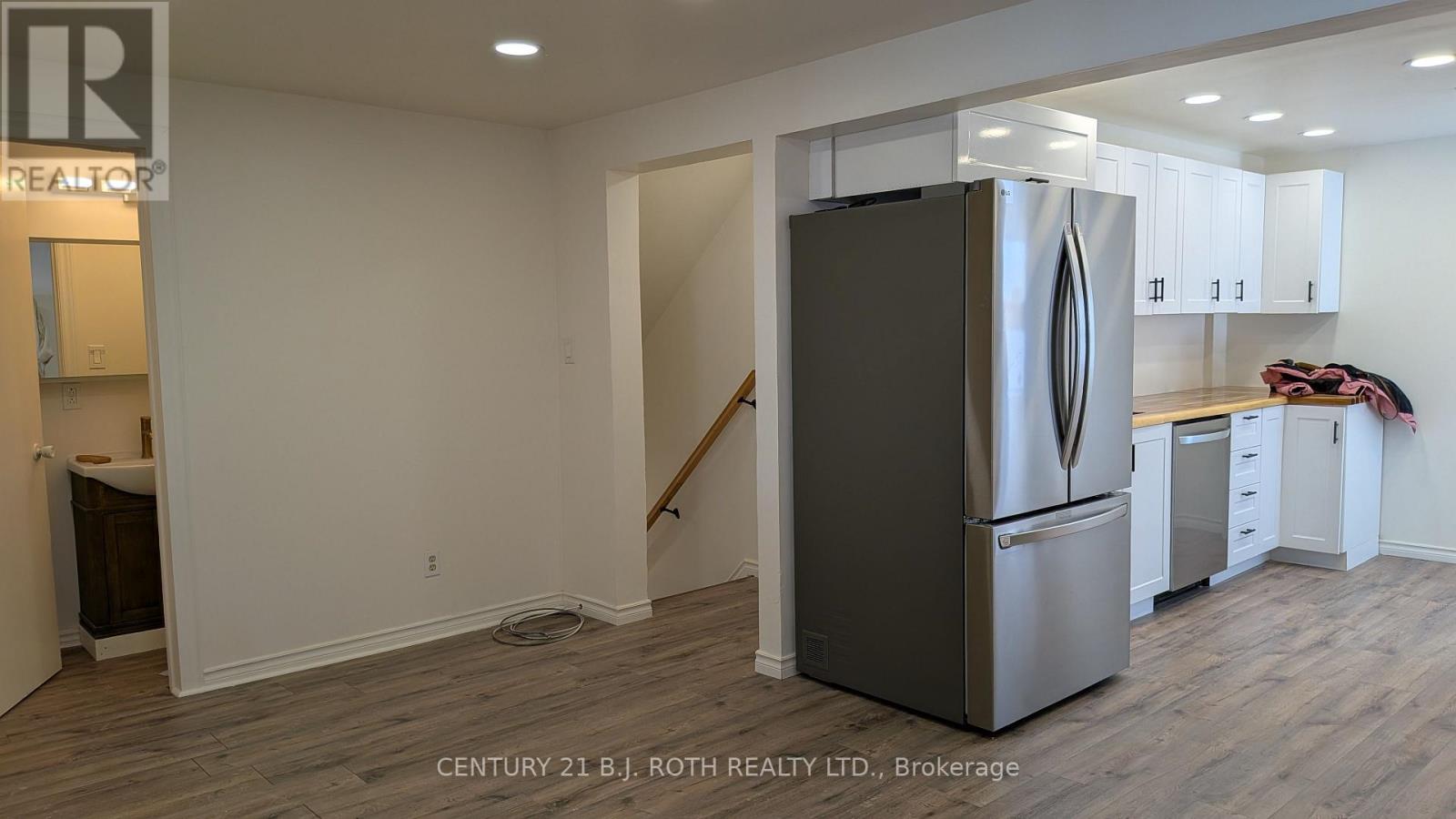 B - 20 Meadowland Avenue, Barrie, Ontario  L4N 2Y4 - Photo 14 - S12645326