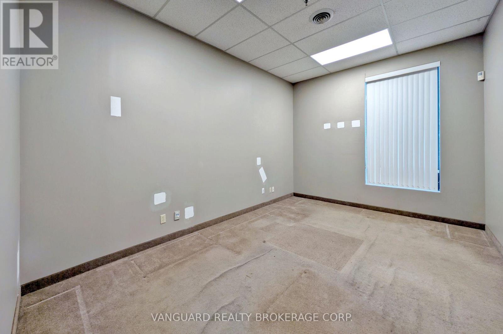 2 - 20 Baywood Road, Toronto, Ontario  M9V 4A8 - Photo 4 - W12065880