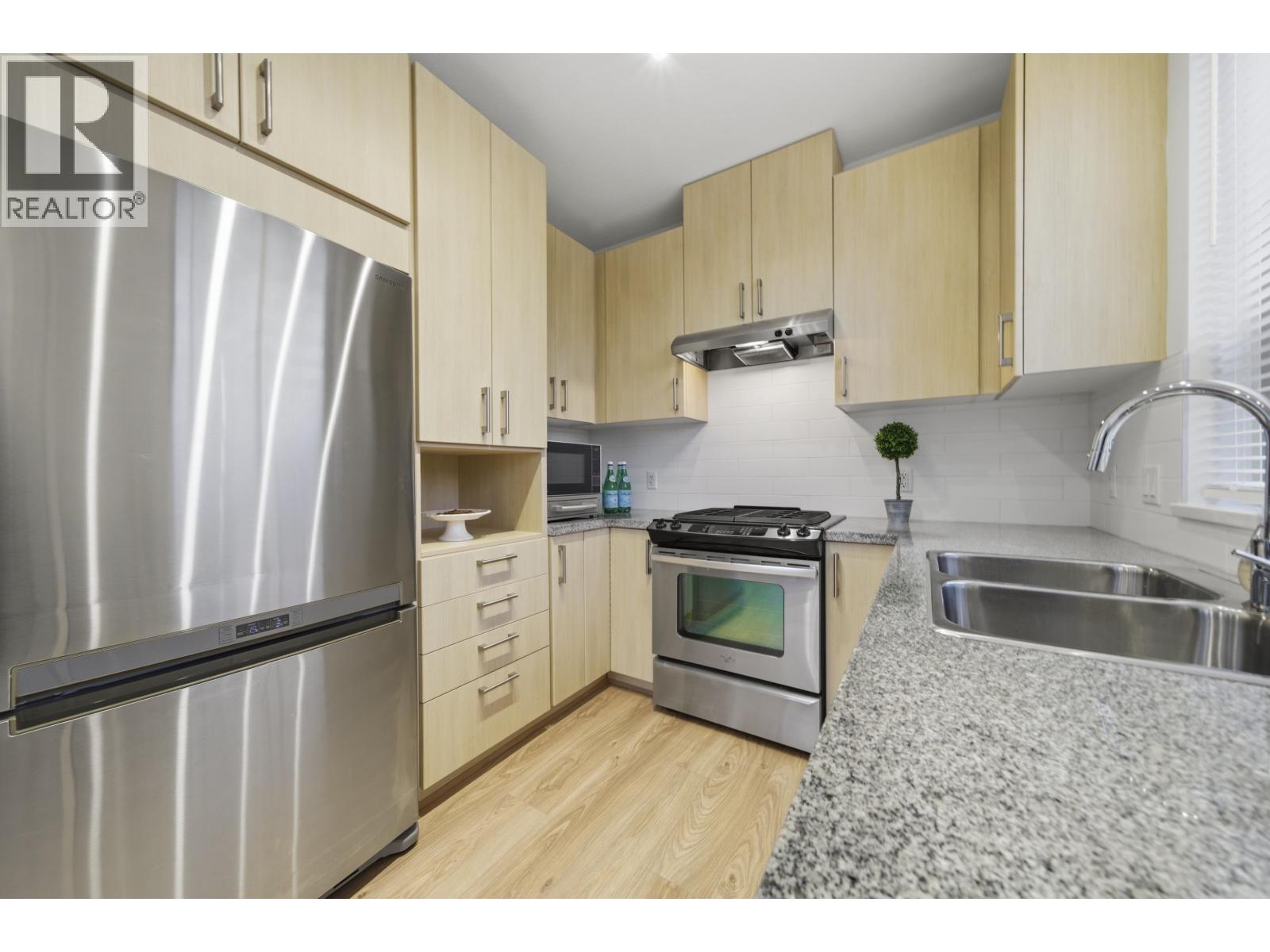 114 3178 Dayanee Springs Boulevard, Coquitlam, British Columbia  V3E 0B9 - Photo 12 - R3091022