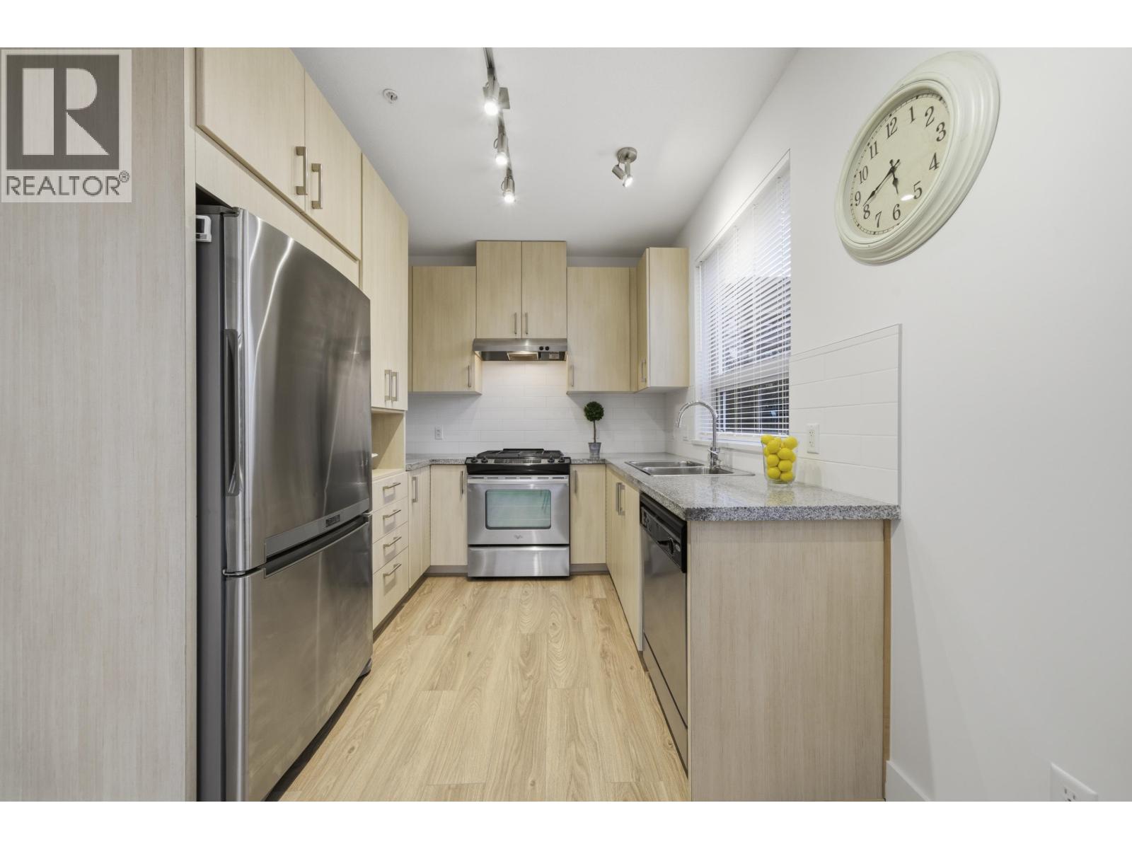 114 3178 Dayanee Springs Boulevard, Coquitlam, British Columbia  V3E 0B9 - Photo 13 - R3091022