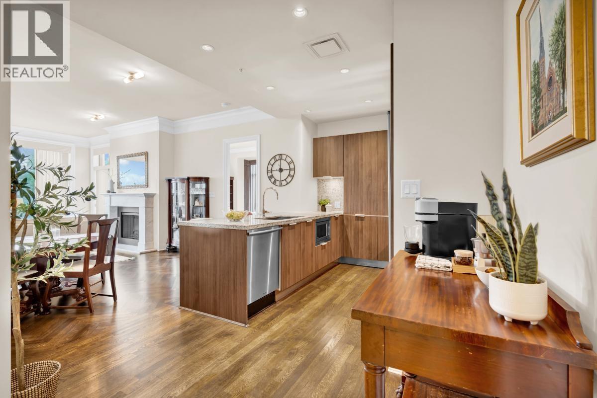 401 568 Waters Edge Crescent, West Vancouver, British Columbia  V7T 0A2 - Photo 4 - R3091047