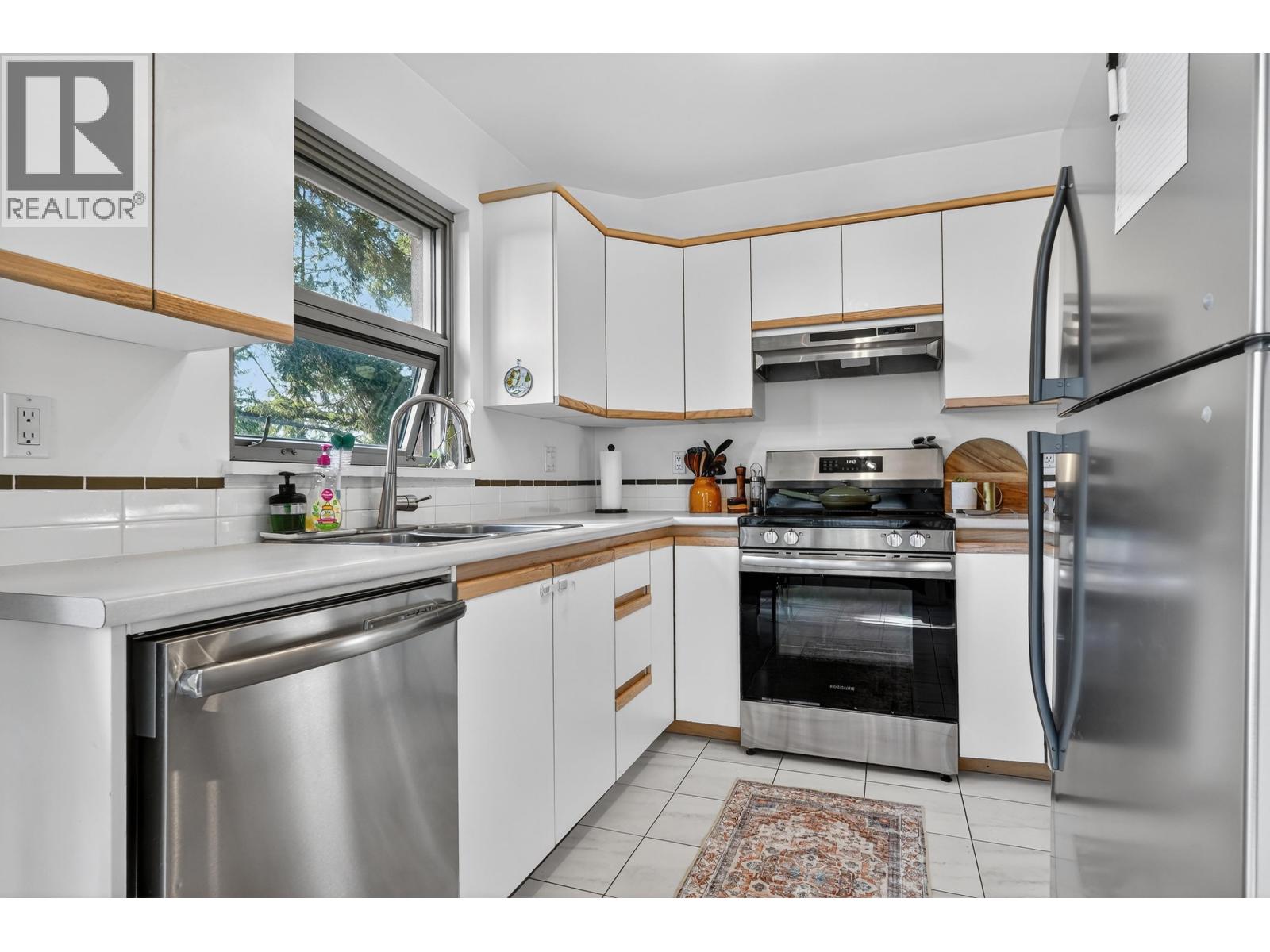 410 7288 Acorn Avenue, Burnaby, British Columbia  V5E 4H6 - Photo 6 - R3091061