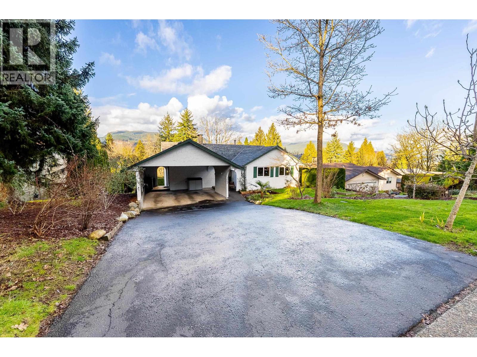 1063 Corona Crescent, Coquitlam, British Columbia  V3J 7J1 - Photo 32 - R3091015