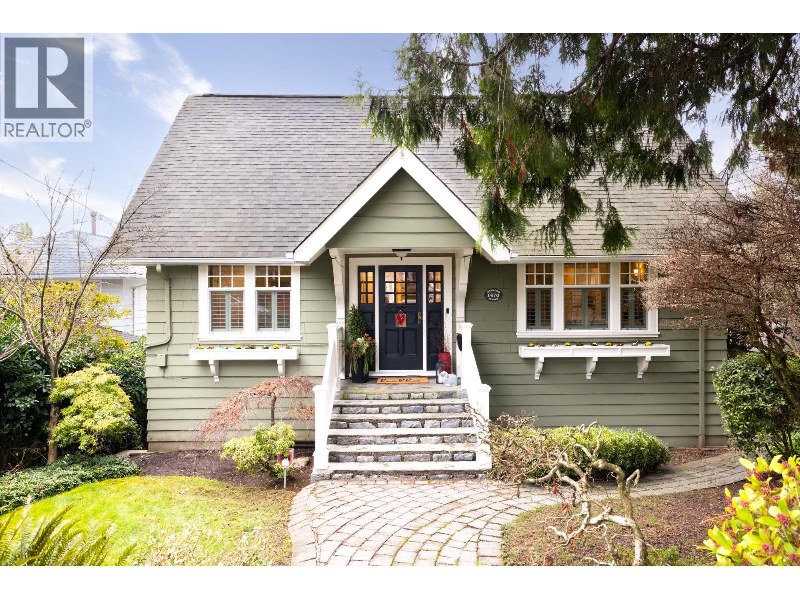 1470 HAYWOOD AVENUE, West Vancouver, British Columbia