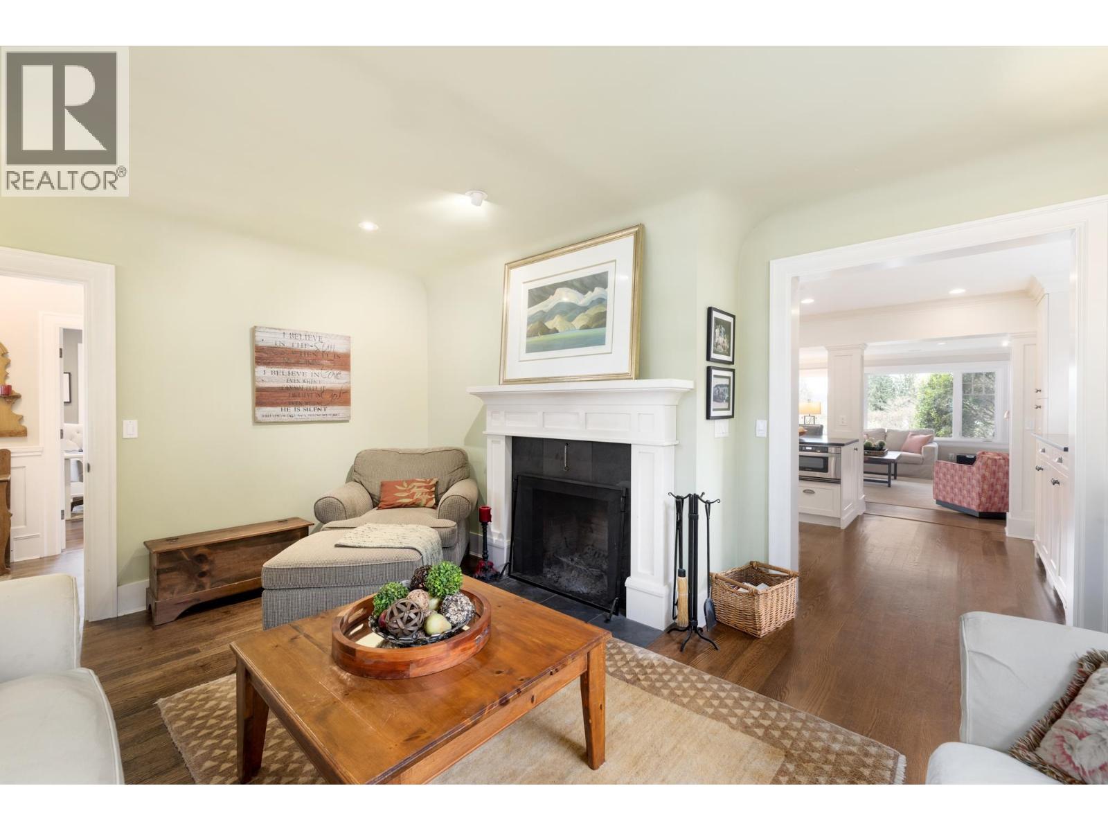 1470 Haywood Avenue, West Vancouver, British Columbia  V7T 1V6 - Photo 3 - R3091030